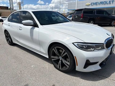 Used 2022 BMW 330i Sedan w/ Convenience Package RWD image 1