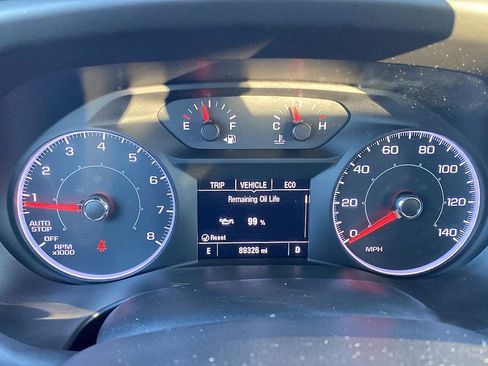 Used 2019 GMC Acadia SLE image 14