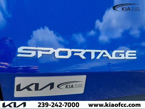 Certified 2024 Kia Sportage EX FWD image 8