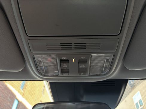 Used 2017 Honda CR-V EX image 21