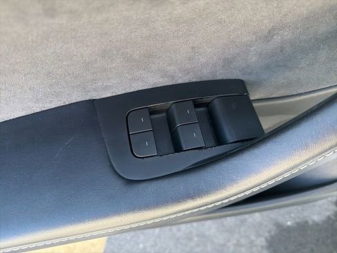Used 2023 Tesla Model 3 Standard Range image 18