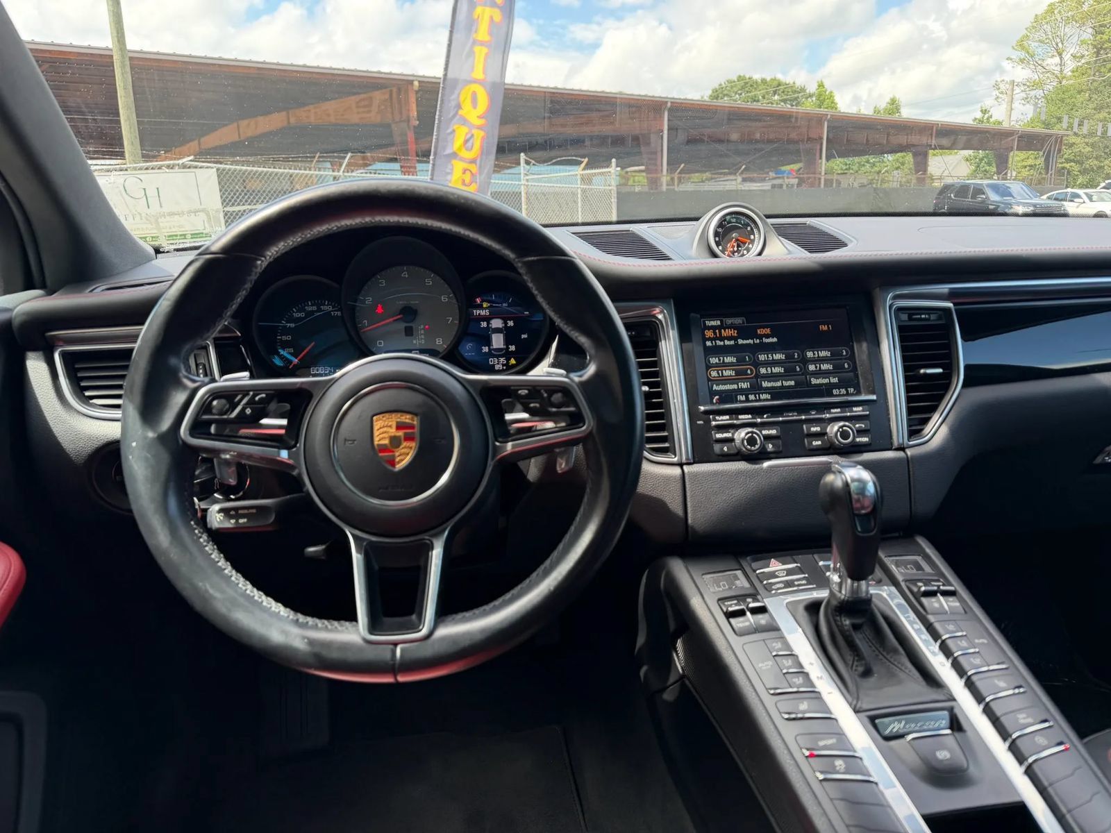 Used 2016 Porsche Macan S AWD/4WD image 18