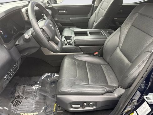 Used 2022 Toyota Tundra SR5 image 11