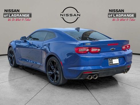 Used 2020 Chevrolet Camaro LT w/ Technology Package RWD image 7