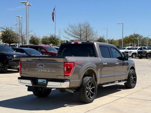 Used 2022 Ford F150 XLT w/ Equipment Group 302A High image 5