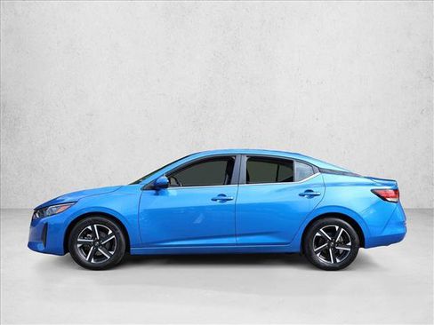 Used 2024 Nissan Sentra SV FWD image 8