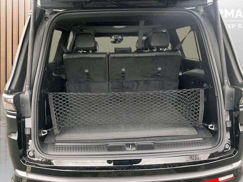 New 2026 Jeep Grand Wagoneer L Limited image 27