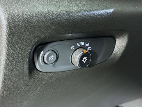 Used 2023 Chevrolet Traverse LT w/ LPO, Floor Liner Package image 11