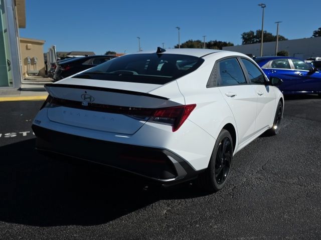 Used 2026 Hyundai Elantra Sport FWD image 4