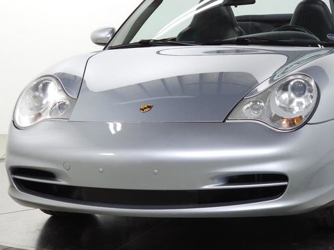 Used 2004 Porsche 911 Cabriolet image 2