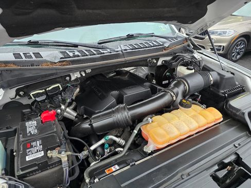 Used 2017 Ford F150 XLT w/ Equipment Group 302A Luxury image 40