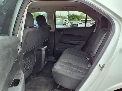 Used 2017 Chevrolet Equinox LT w/ Convenience Package FWD image 11