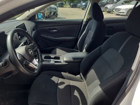 Used 2024 Nissan Sentra SV FWD image 24