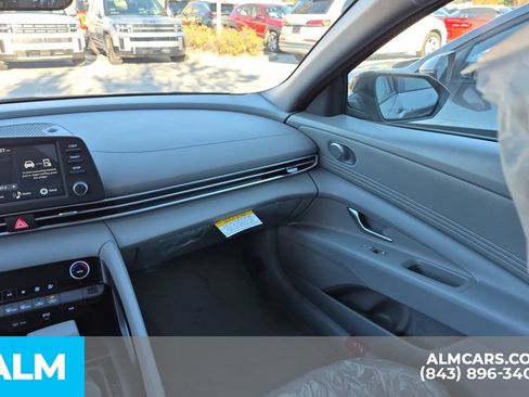 Certified 2026 Hyundai Elantra Sport FWD image 23