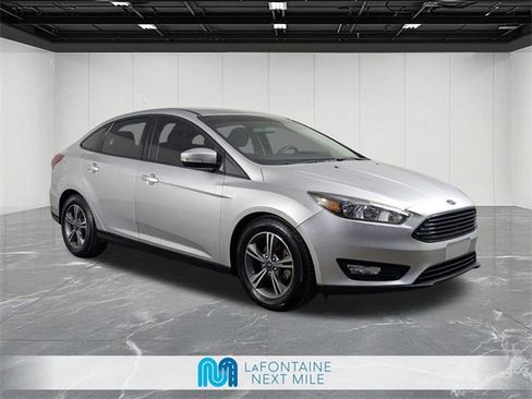 Used 2017 Ford Focus SE image 7