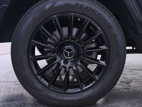 Used 2024 Mercedes-Benz G 550 image 13