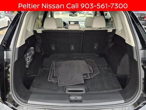 Certified 2024 Nissan Rogue SL FWD image 9