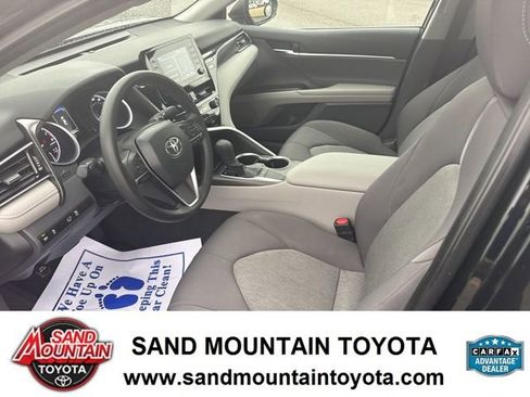 Used 2023 Toyota Camry LE image 11