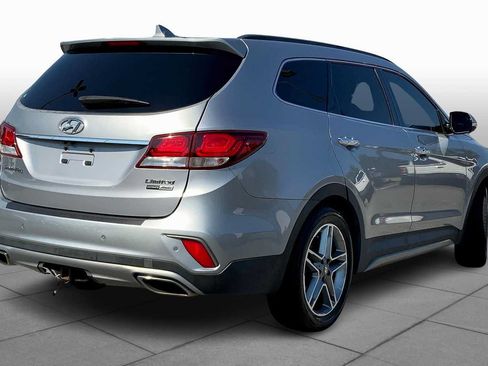 Used 2017 Hyundai Santa Fe Limited AWD/4WD image 13