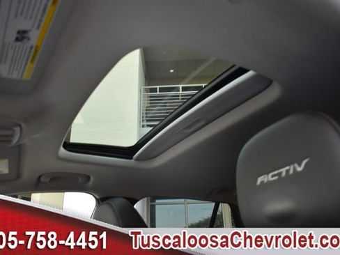 Used 2024 Chevrolet Trax ACTIV w/ Sunroof Package image 20