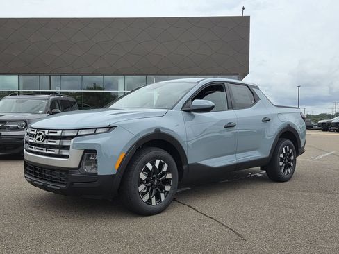 New 2026 Hyundai Santa Cruz SE FWD image 4
