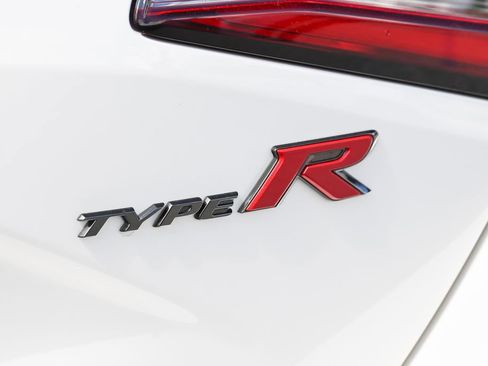 Used 2024 Honda Civic Type R image 14