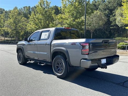 New 2026 Nissan Frontier PRO-4X w/ Pro-4x Convenience Package image 6