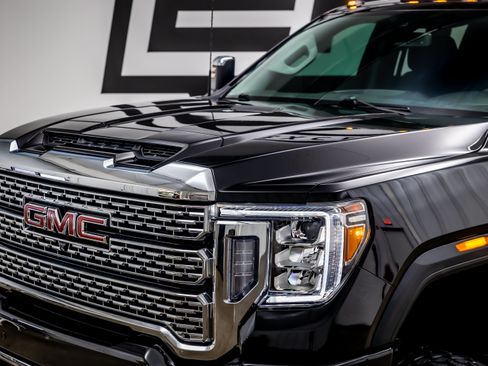 Used 2022 GMC Sierra 2500 Denali AWD/4WD image 23
