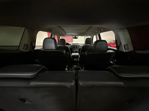 Used 2021 Volkswagen Atlas SE FWD image 29