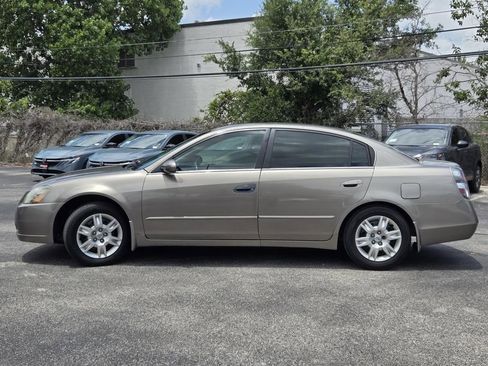Used 2006 Nissan Altima 2.5 S w/ (P01) Special Edition Pkg FWD image 4