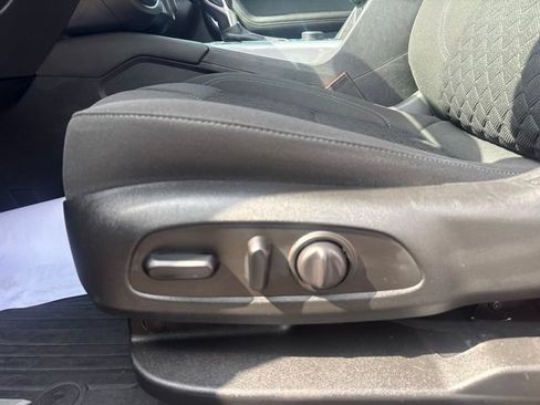 Used 2020 Chevrolet Blazer LT FWD image 14