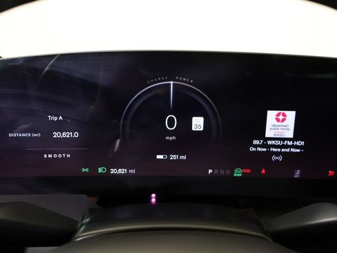 Used 2025 Lucid Air Touring AWD/4WD image 46