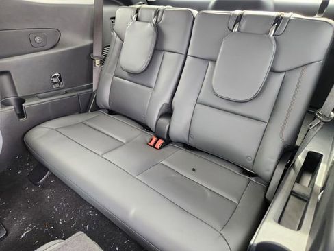 New 2026 Ford Explorer Active w/ Active Comfort Package image 31