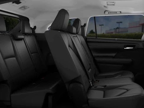 New 2026 Toyota Highlander XLE AWD/4WD image 21