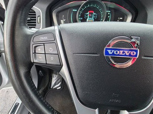 Used 2015 Volvo V60 T5 Premier image 35