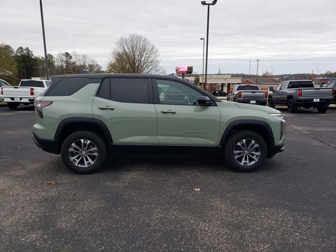 New 2026 Chevrolet Equinox LT image 5