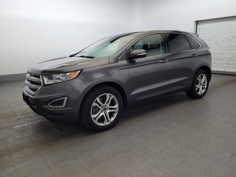 Used 2015 Ford Edge Titanium w/ Equipment Group 301A AWD/4WD image 2