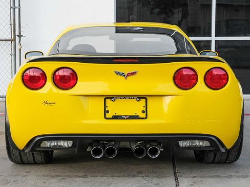 Used 2006 Chevrolet Corvette Z06 w/ Preferred Equipment Group image 9