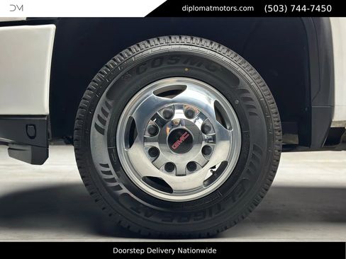 Used 2020 GMC Sierra 3500 Denali w/ Denali Ultimate Package image 41