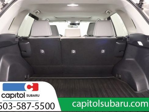 Used 2022 Toyota RAV4 XLE Premium AWD/4WD image 27
