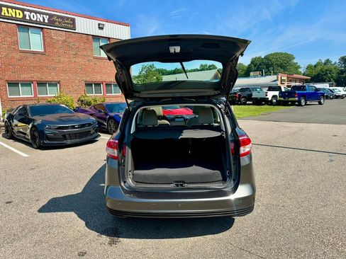 Used 2017 Ford C-MAX Titanium w/ Interior Protection Package FWD image 29
