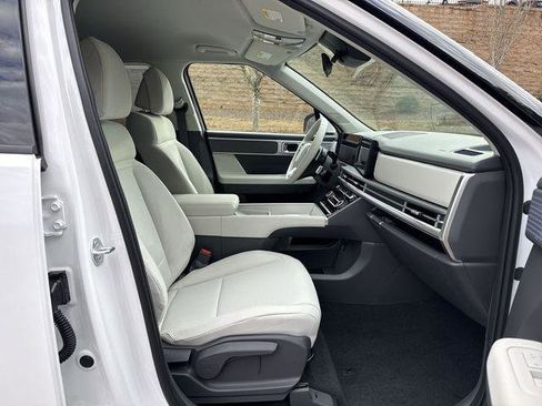 New 2026 Hyundai Santa Fe SE image 28