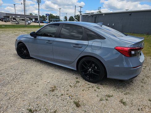 Used 2024 Honda Civic Sport image 7