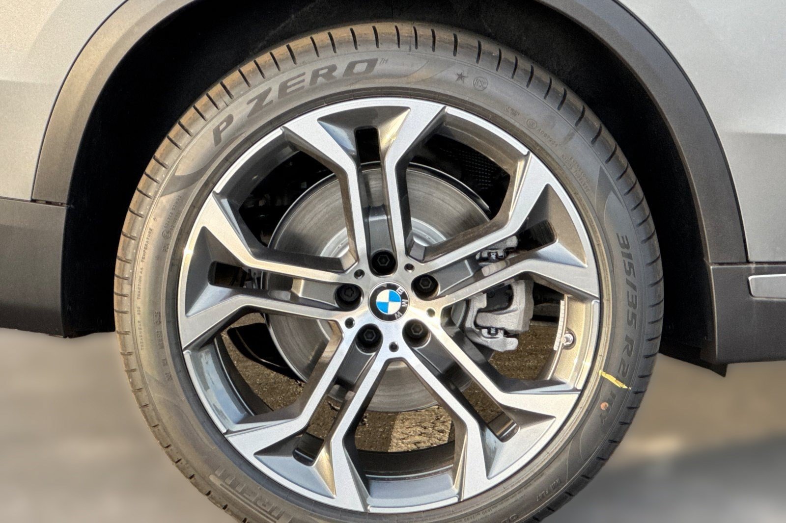 Used 2026 BMW X5 xDrive40i AWD/4WD image 13