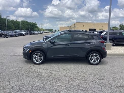 Certified 2023 Hyundai Kona SEL AWD/4WD image 2