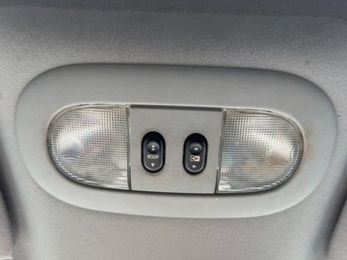Used 2006 Lincoln Mark LT 2WD image 26