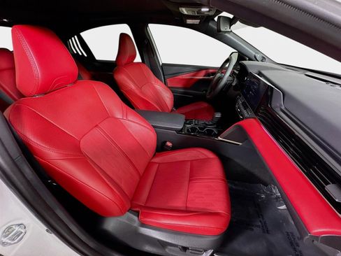 Used 2025 Toyota Camry XSE w/ Premium Plus Package image 29