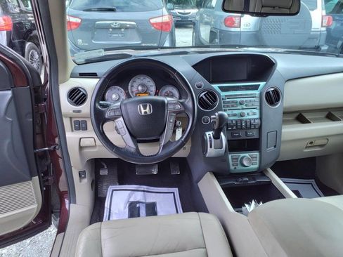 Used 2010 Honda Pilot Touring image 7
