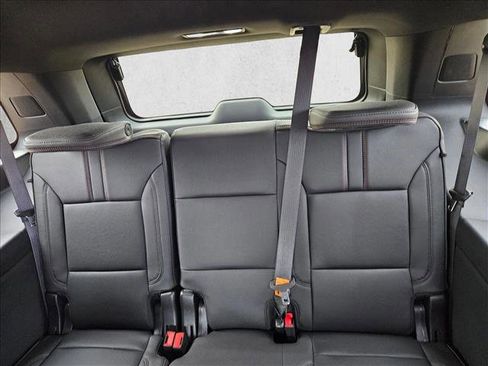 Used 2024 Chevrolet Tahoe RST w/ RST Performance Edition image 22