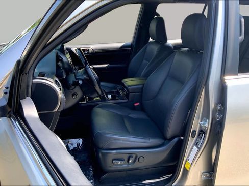 Used 2022 Lexus GX 460 Premium w/ Premium Plus Package AWD/4WD image 8